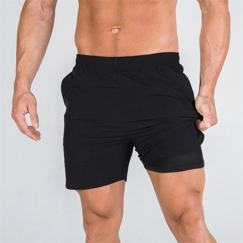 Shorts esportivos de duas camadas